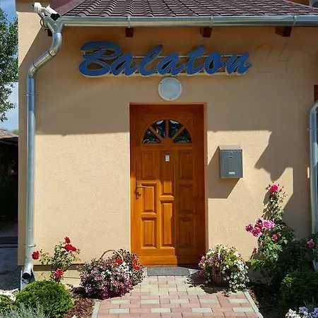 Balaton Panzio فندق مبيت وإفطار Balatonberény