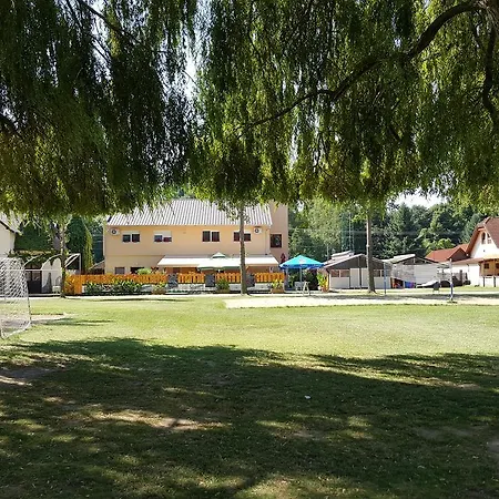 Balaton Panzio Bed & Breakfast