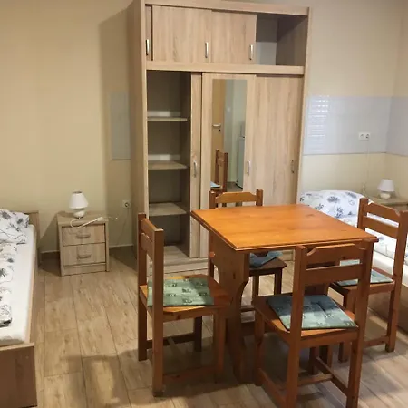 Balaton Panzio 3*